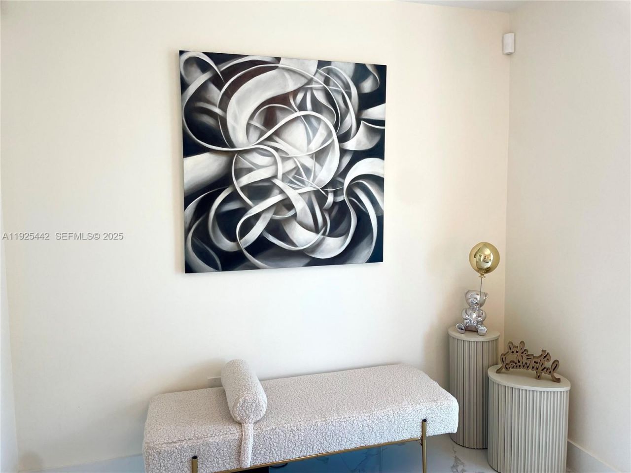 5900 Collins Ave, Unit 1104, Miami Beach, FL 33140 Photo