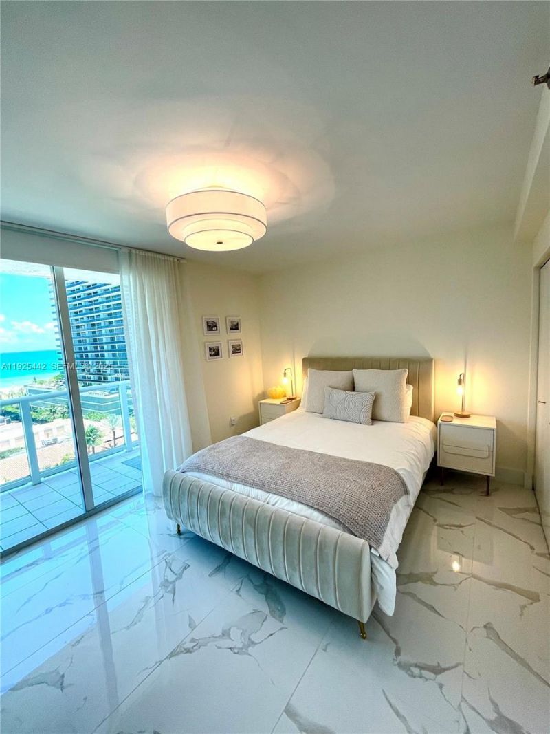 5900 Collins Ave, Unit 1104, Miami Beach, FL 33140 Photo