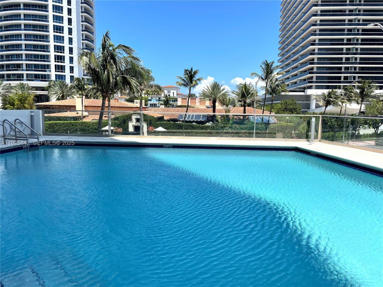5900 Collins Ave, Unit 1104, Miami Beach, FL 33140 Photo