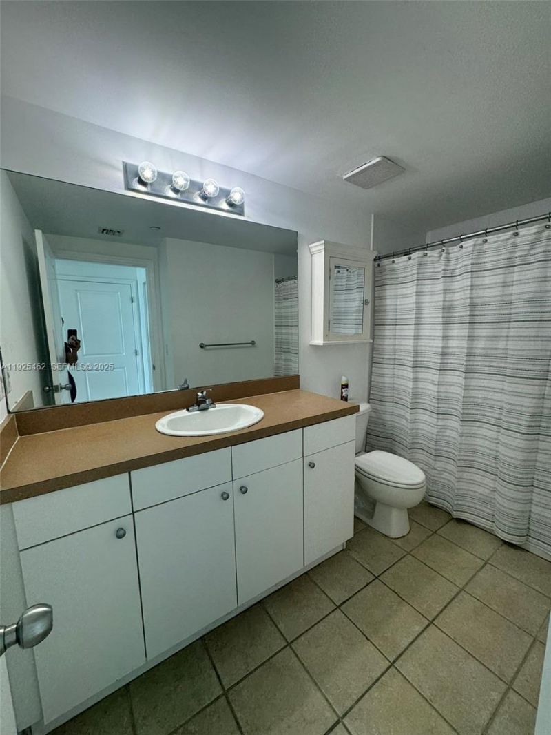 1250 S Miami Ave, Unit 2805, Miami, FL 33130 Photo