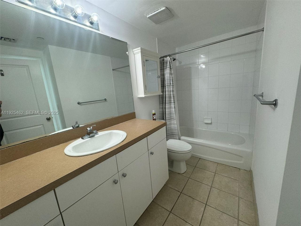 1250 S Miami Ave, Unit 2805, Miami, FL 33130 Photo