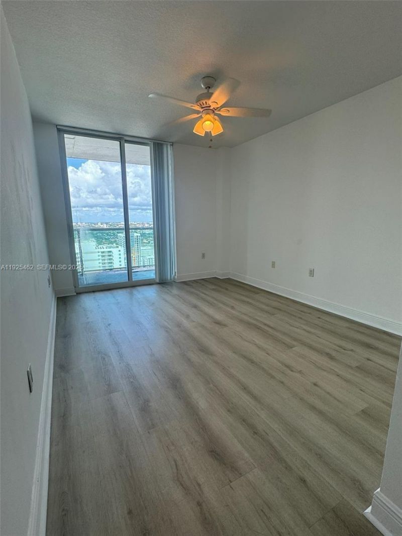 1250 S Miami Ave, Unit 2805, Miami, FL 33130 Photo