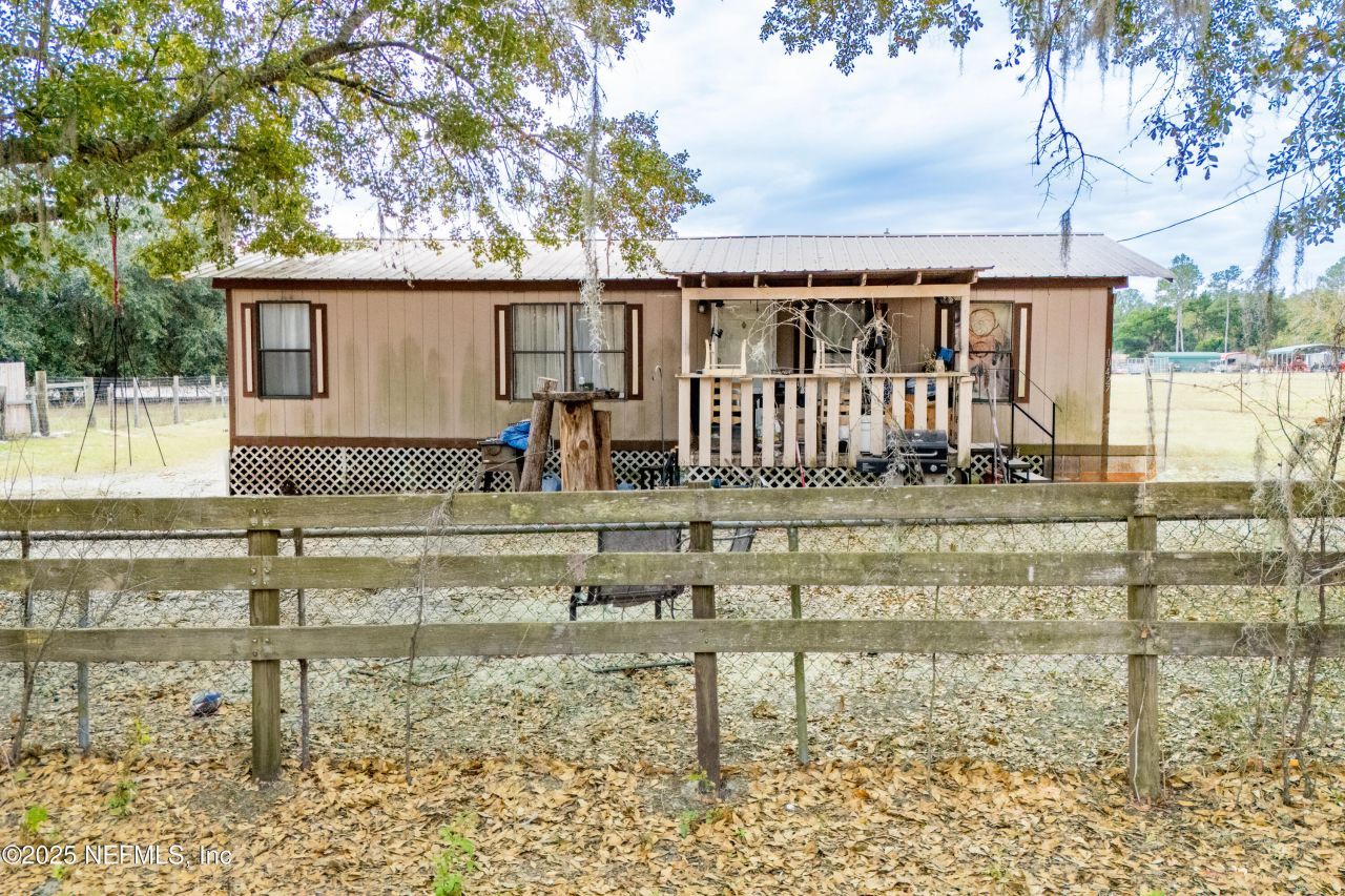 10287 SW 113th Avenue, Brooker, FL 32622 Photo