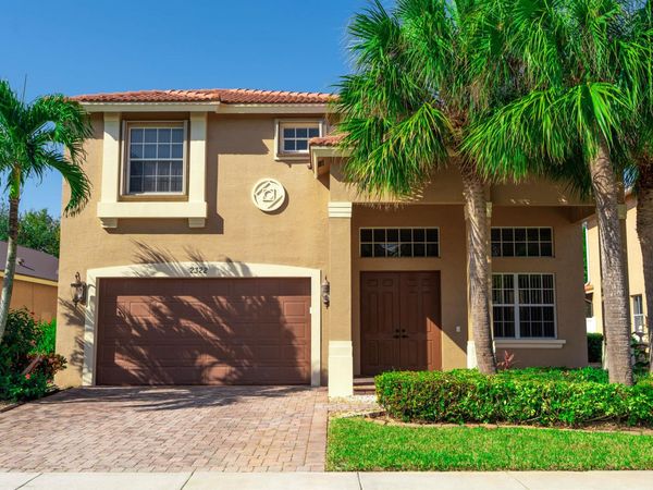 2322 SW Newport Isles Boulevard, Port Saint Lucie, FL 34953