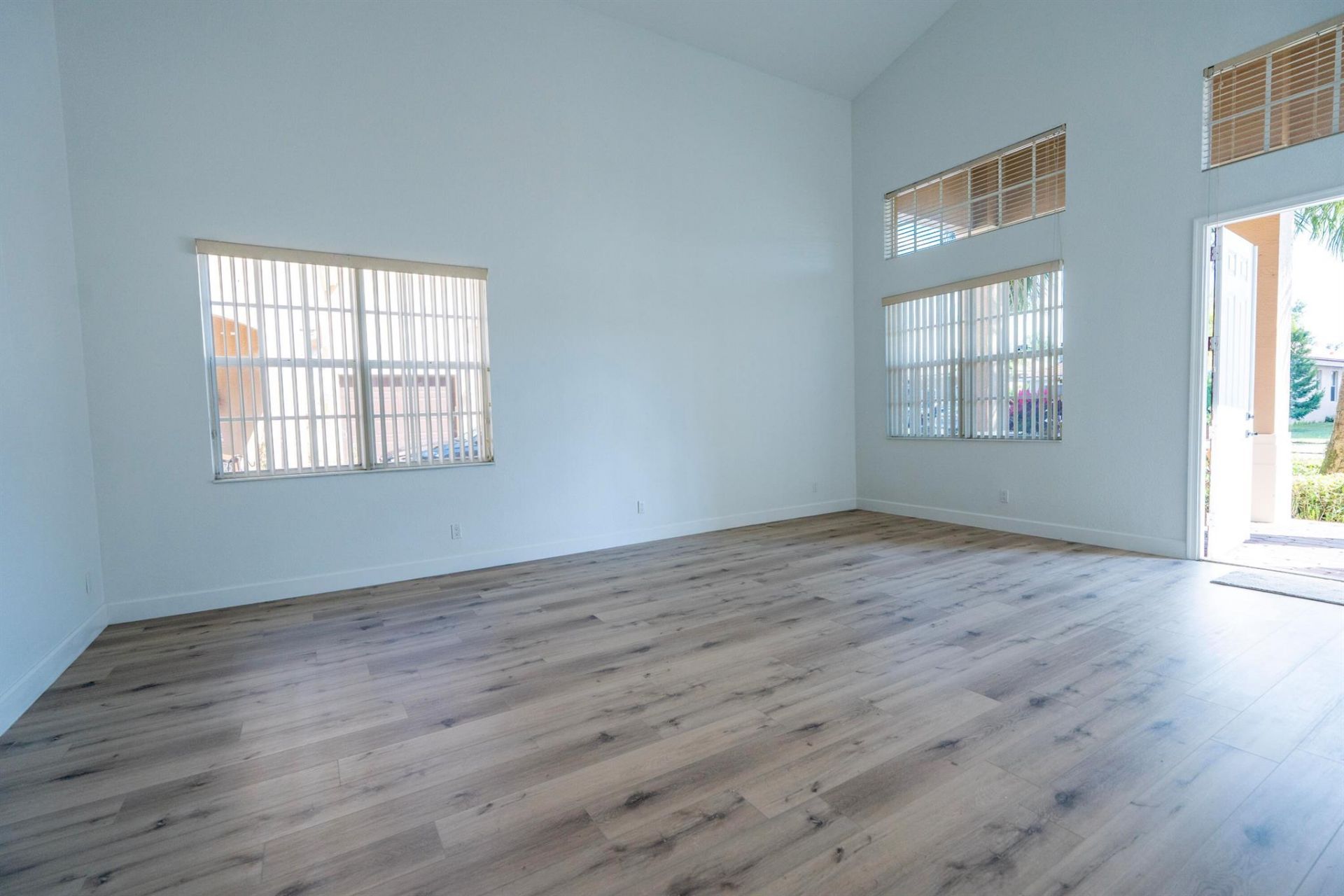 2322 SW Newport Isles Boulevard, Port Saint Lucie, FL 34953 Photo