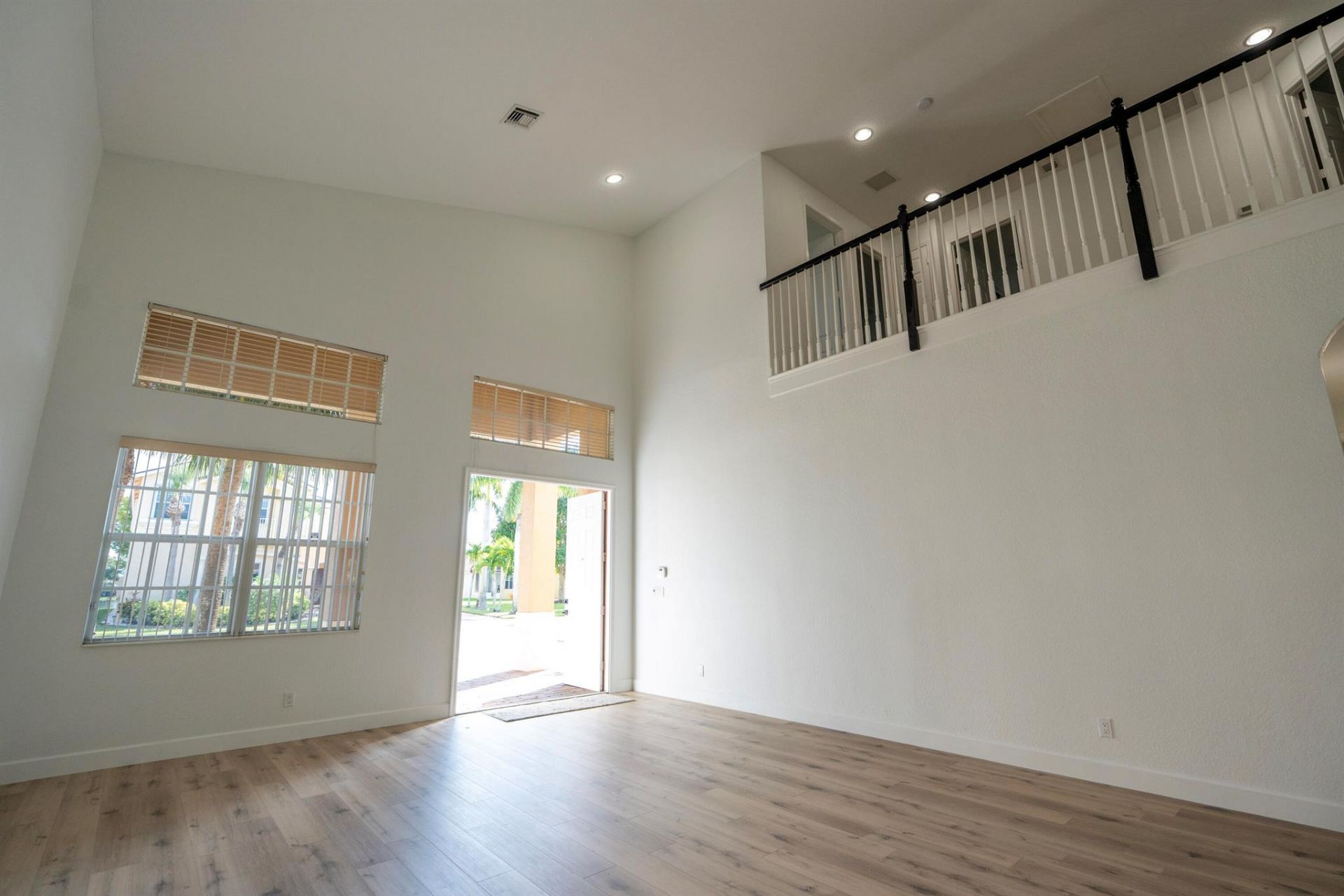 2322 SW Newport Isles Boulevard, Port Saint Lucie, FL 34953 Photo