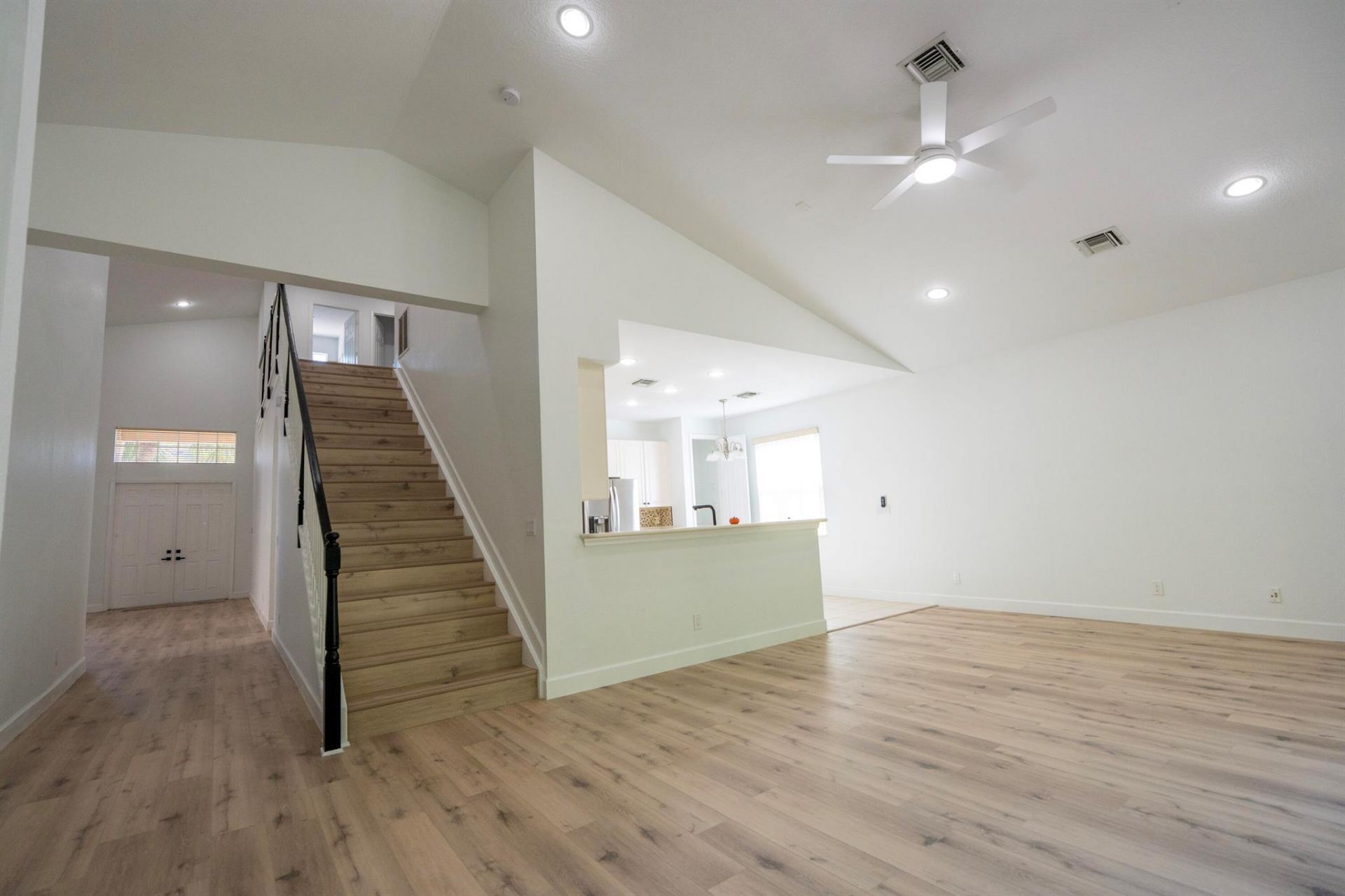 2322 SW Newport Isles Boulevard, Port Saint Lucie, FL 34953 Photo