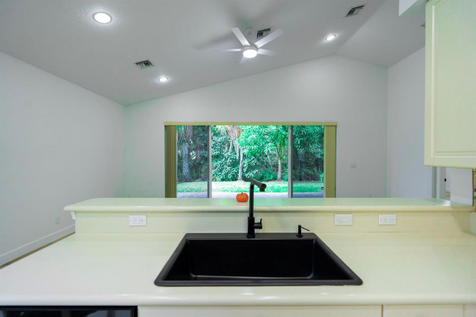 2322 SW Newport Isles Boulevard, Port Saint Lucie, FL 34953 Photo