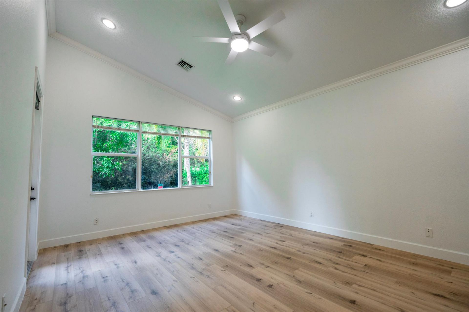 2322 SW Newport Isles Boulevard, Port Saint Lucie, FL 34953 Photo