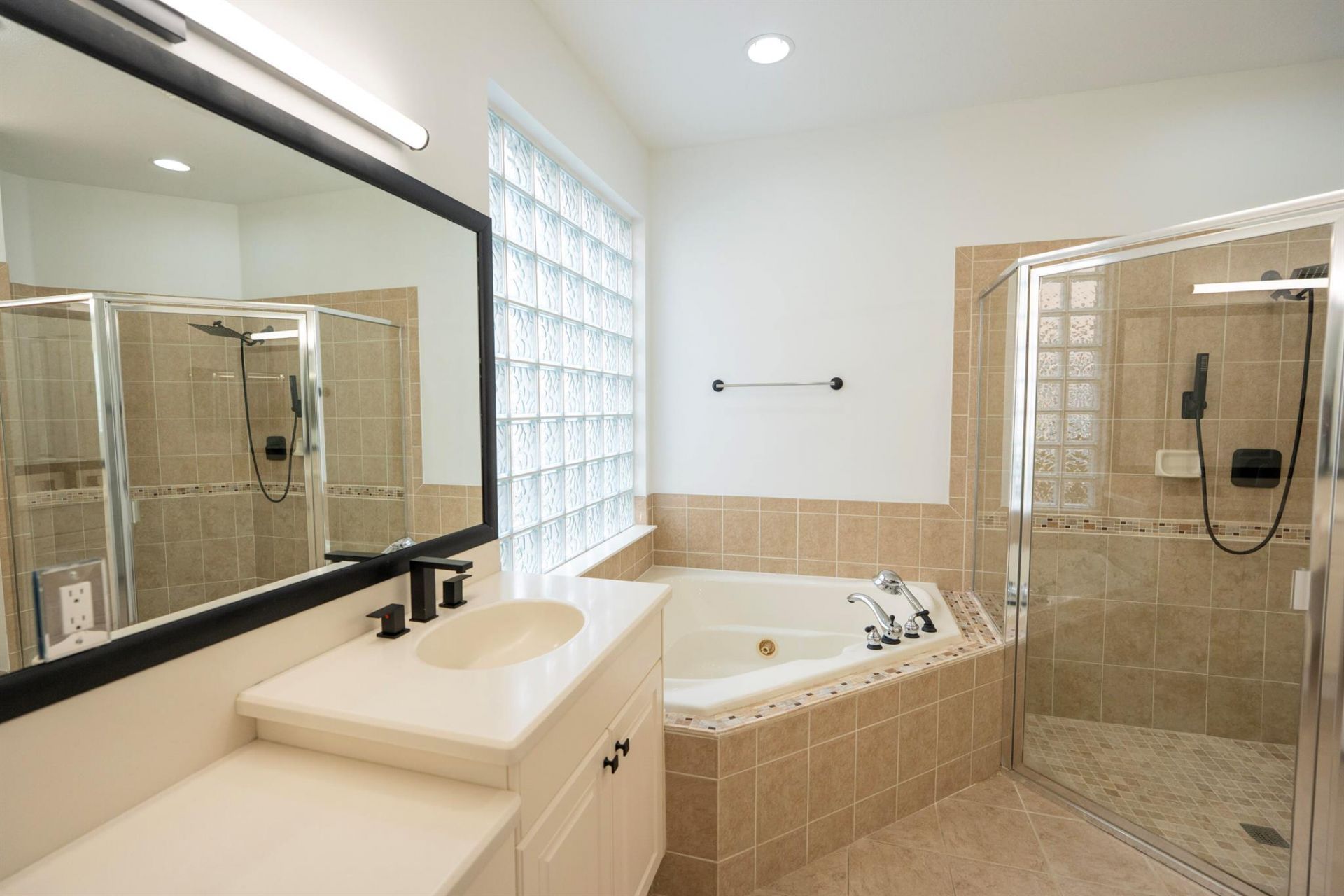 2322 SW Newport Isles Boulevard, Port Saint Lucie, FL 34953 Photo