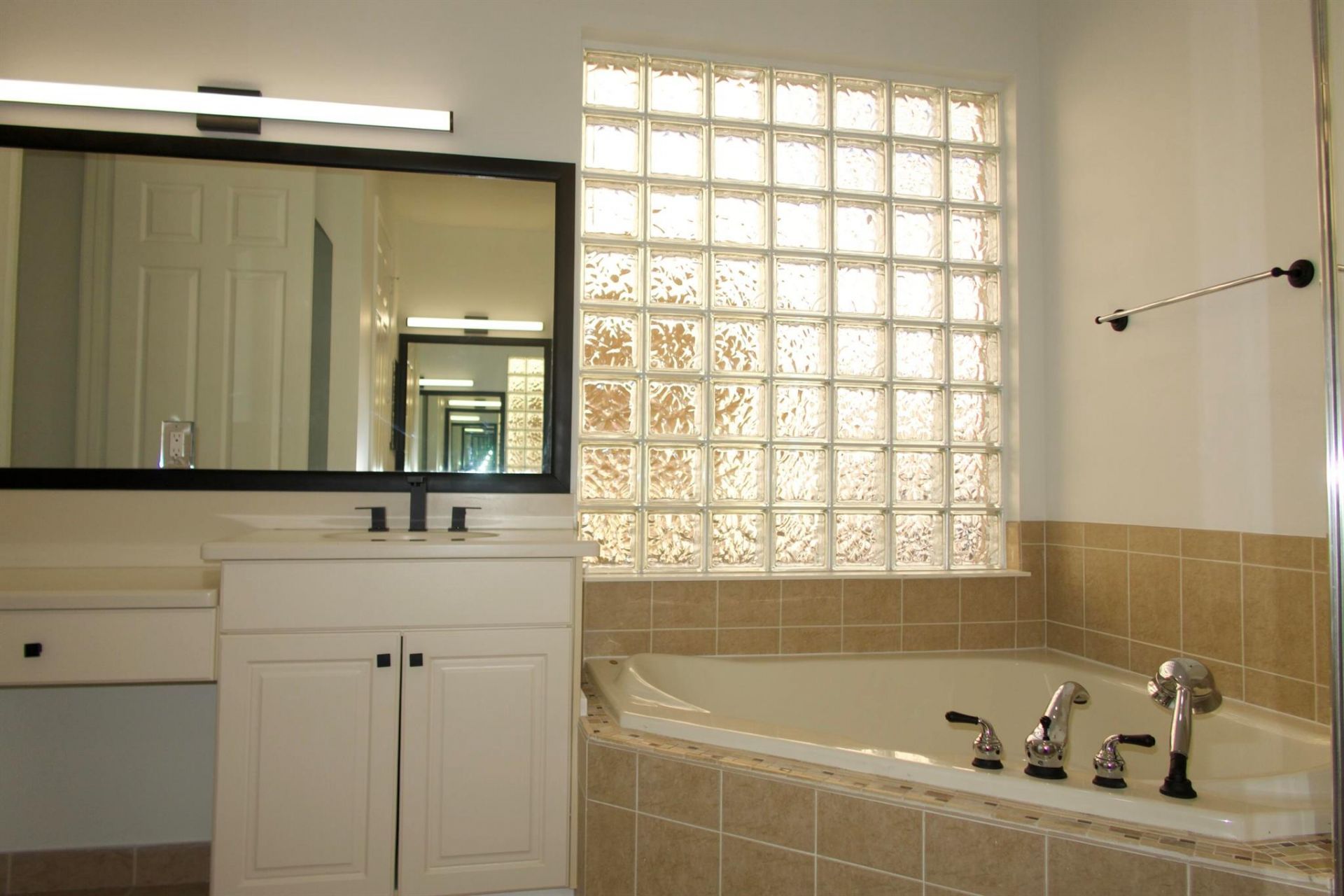 2322 SW Newport Isles Boulevard, Port Saint Lucie, FL 34953 Photo