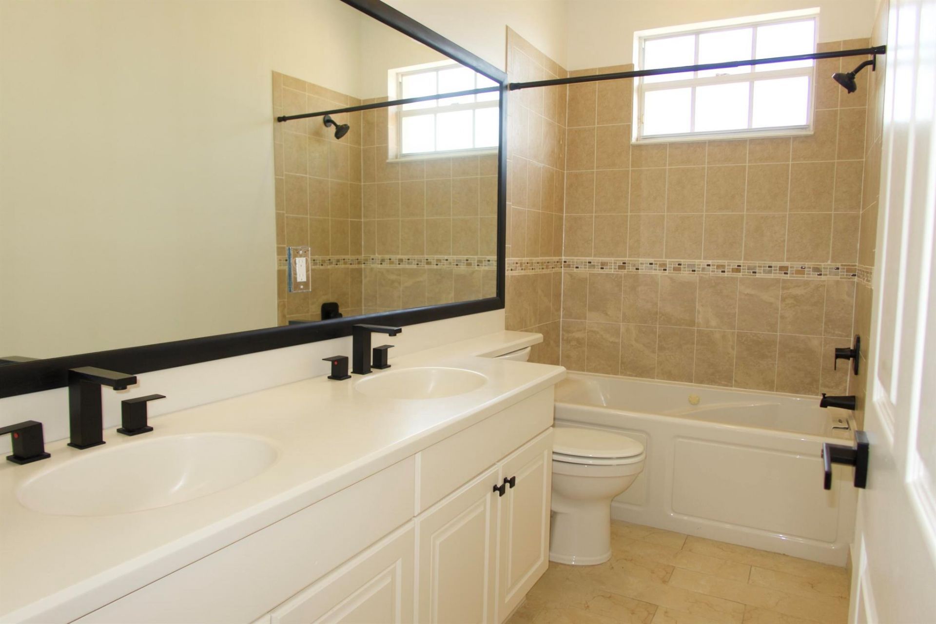 2322 SW Newport Isles Boulevard, Port Saint Lucie, FL 34953 Photo