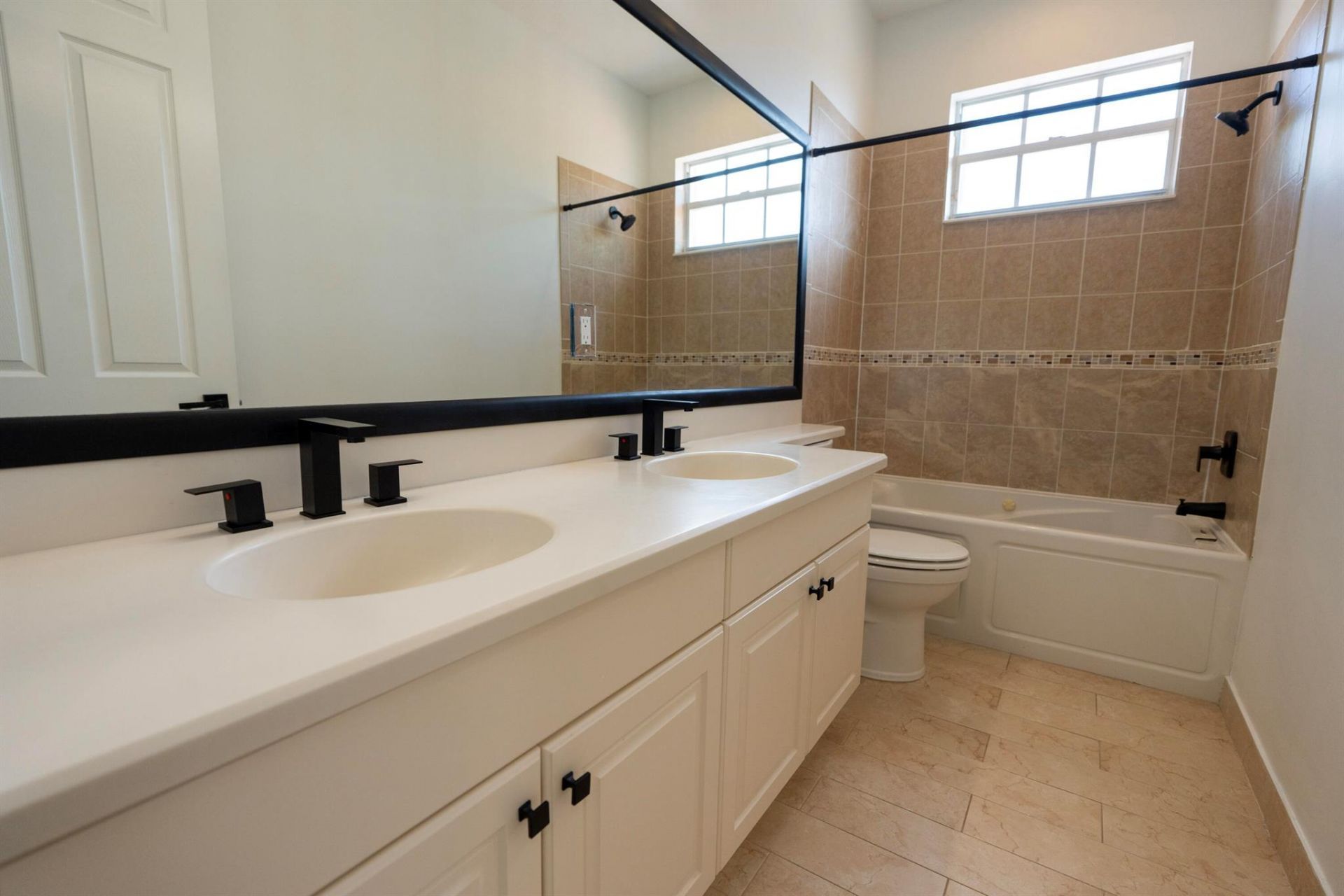 2322 SW Newport Isles Boulevard, Port Saint Lucie, FL 34953 Photo