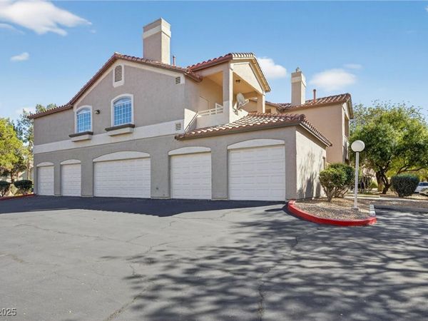 75 N Valle Verde Drive, Unit 223, Henderson, NV 89074
