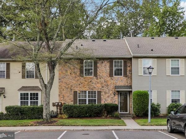 329 GWYNEDD COURT, MOUNT LAUREL, NJ 08054