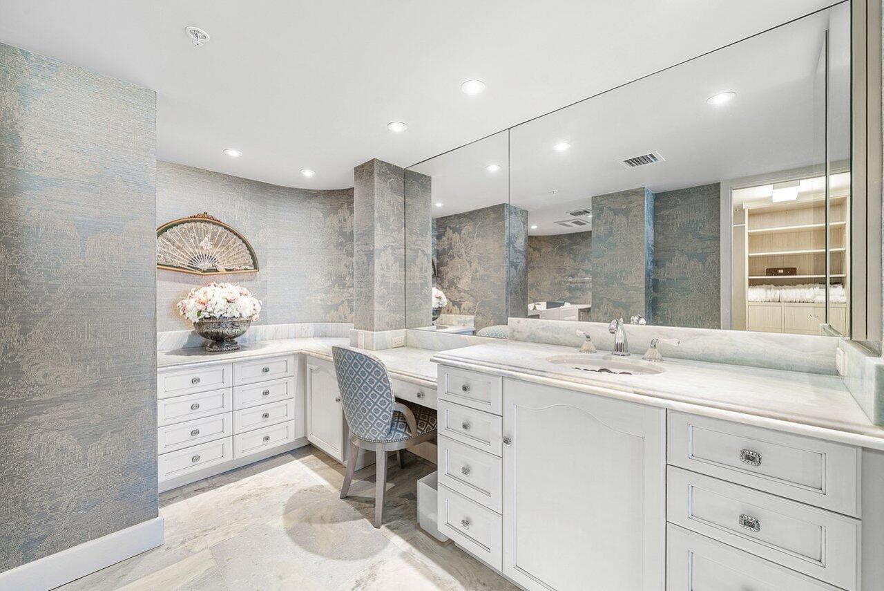 400 N Flagler Drive, Unit 2201, West Palm Beach, FL 33401 Photo