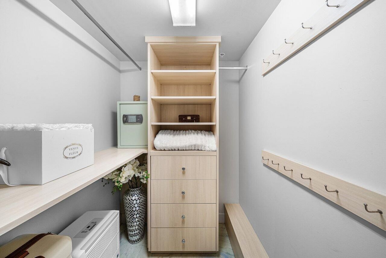 400 N Flagler Drive, Unit 2201, West Palm Beach, FL 33401 Photo