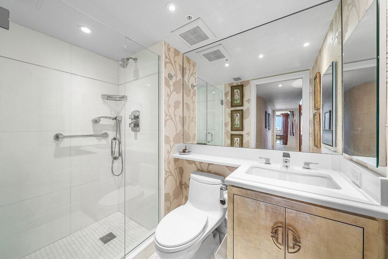 400 N Flagler Drive, Unit 2201, West Palm Beach, FL 33401 Photo