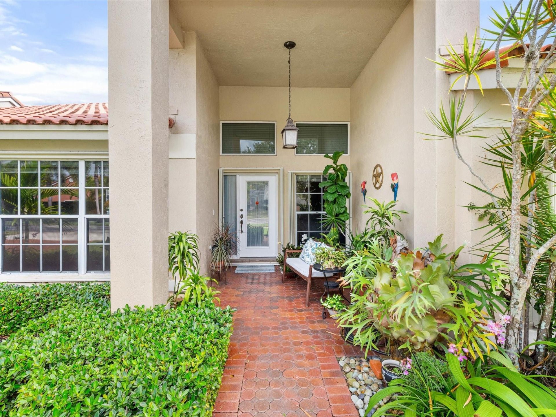 1011 NW 193rd Avenue, Pembroke Pines, FL 33029 Photo