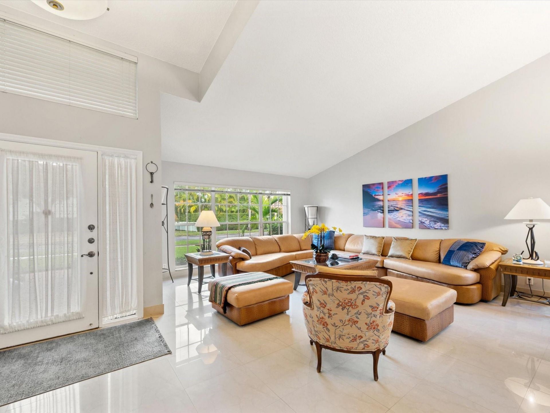 1011 NW 193rd Avenue, Pembroke Pines, FL 33029 Photo