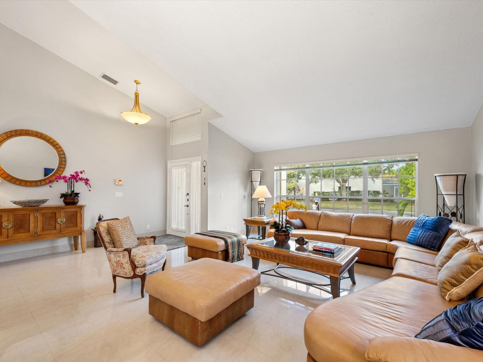 1011 NW 193rd Avenue, Pembroke Pines, FL 33029 Photo