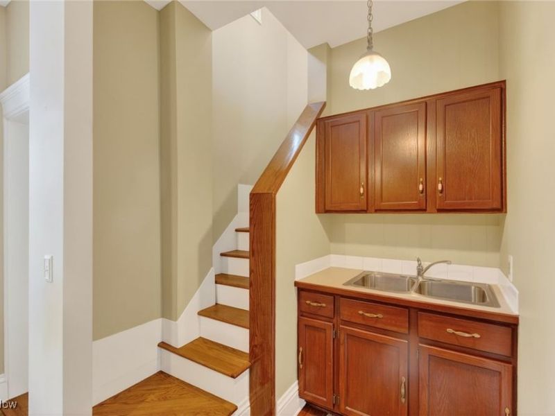 459 E High Avenue, New Philadelphia, OH 44663 Photo 28