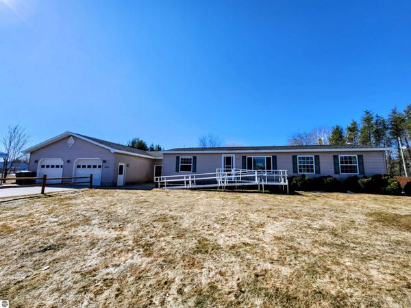 870 Quail Drive SW, Kalkaska, MI 49646