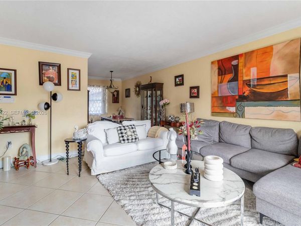 8475 SW 94th St, Unit 217E, Miami, FL 33156