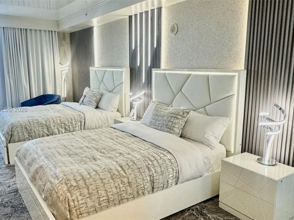 18001 Collins Ave, Unit 1110, Sunny Isles Beach, FL 33160