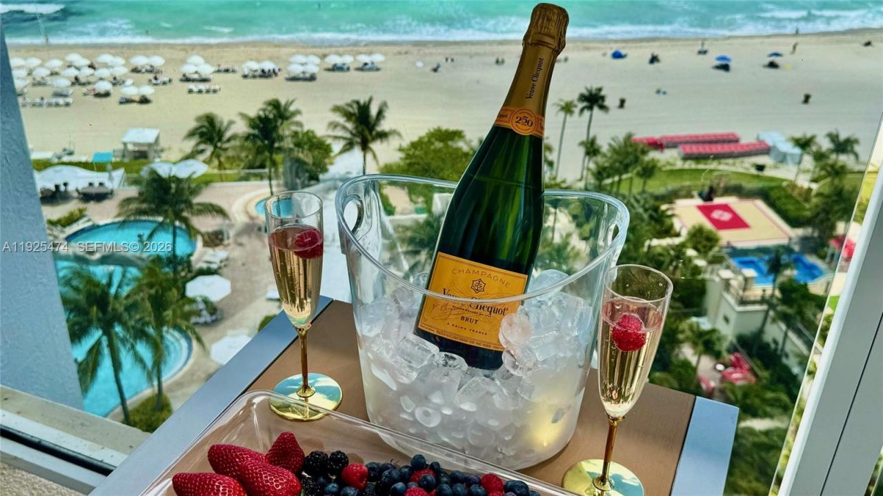 18001 Collins Ave, Unit 1110, Sunny Isles Beach, FL 33160 Photo