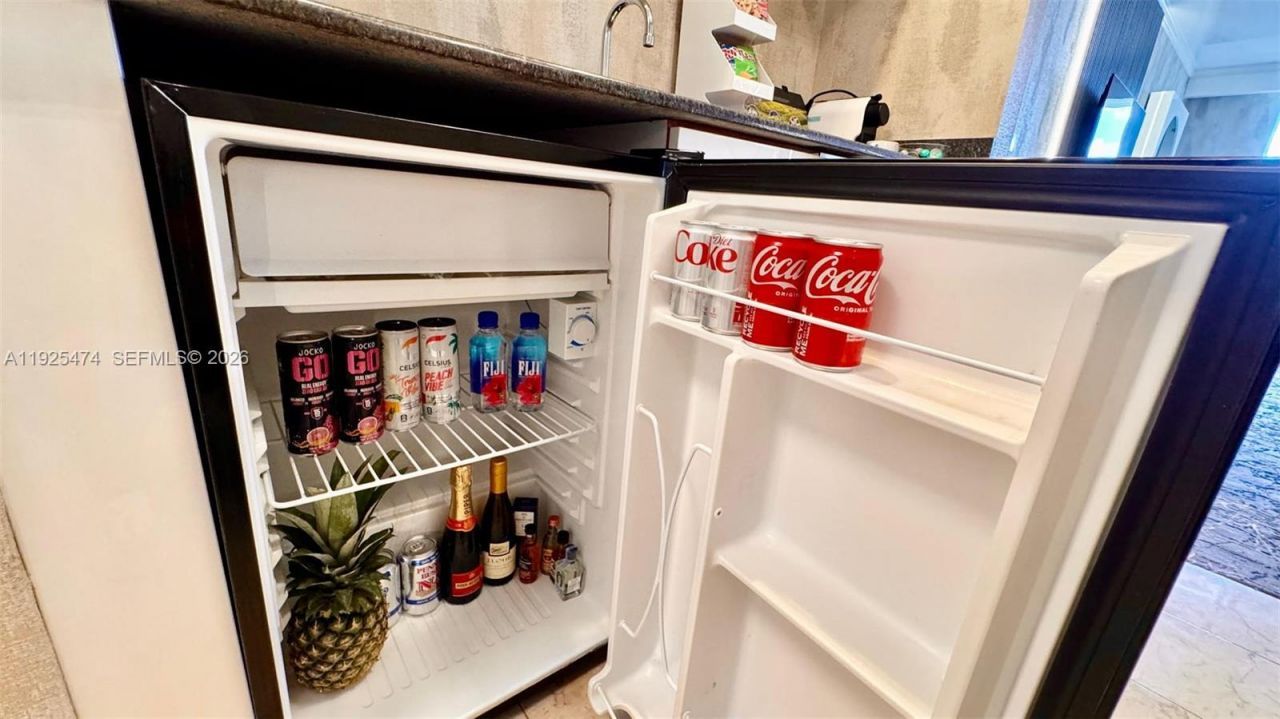 18001 Collins Ave, Unit 1110, Sunny Isles Beach, FL 33160 Photo