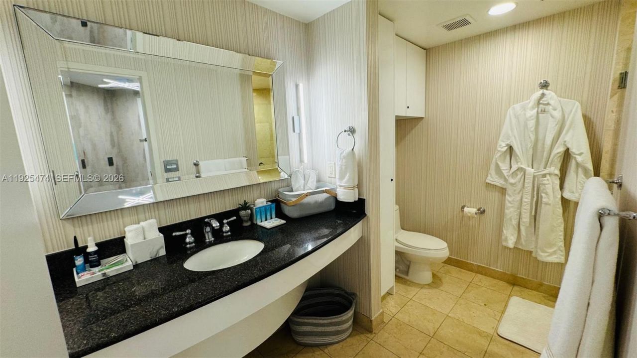 18001 Collins Ave, Unit 1110, Sunny Isles Beach, FL 33160 Photo