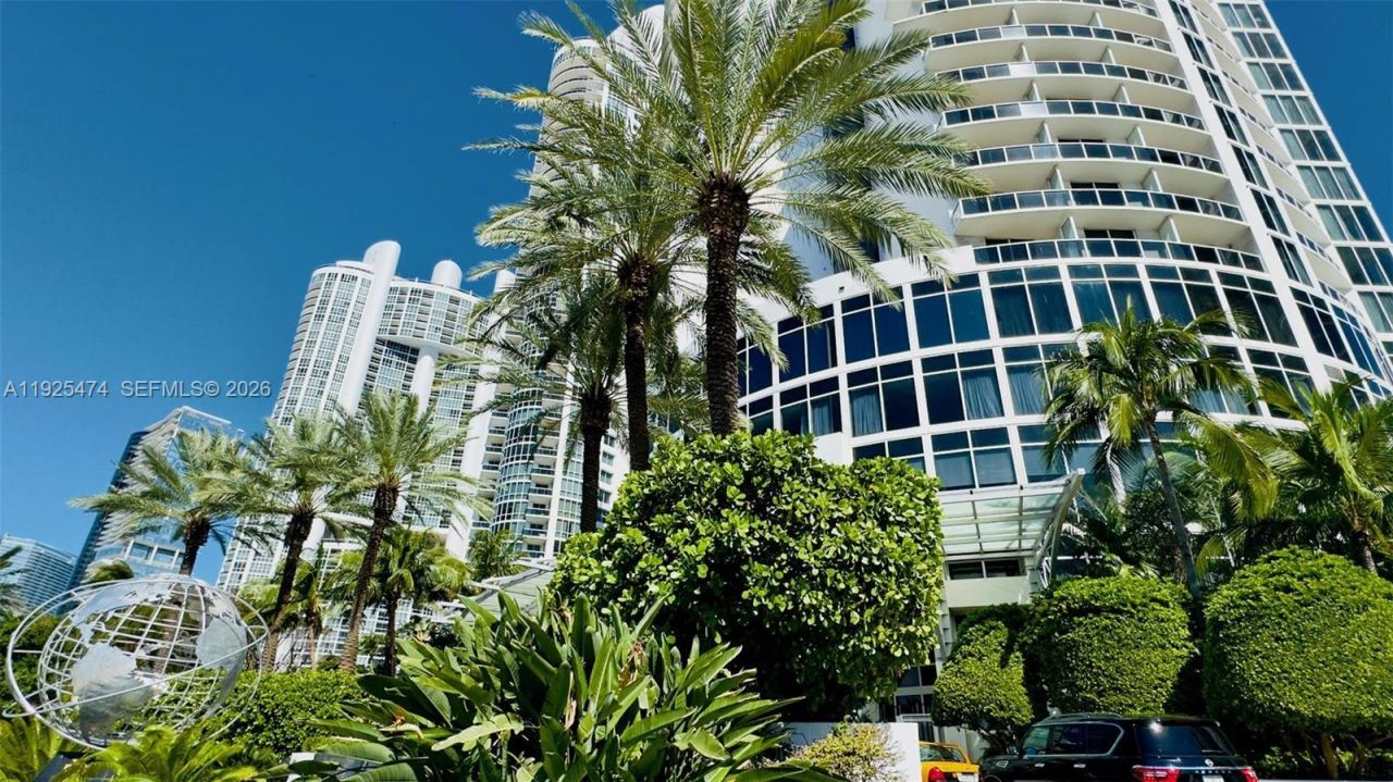 18001 Collins Ave, Unit 1110, Sunny Isles Beach, FL 33160 Photo
