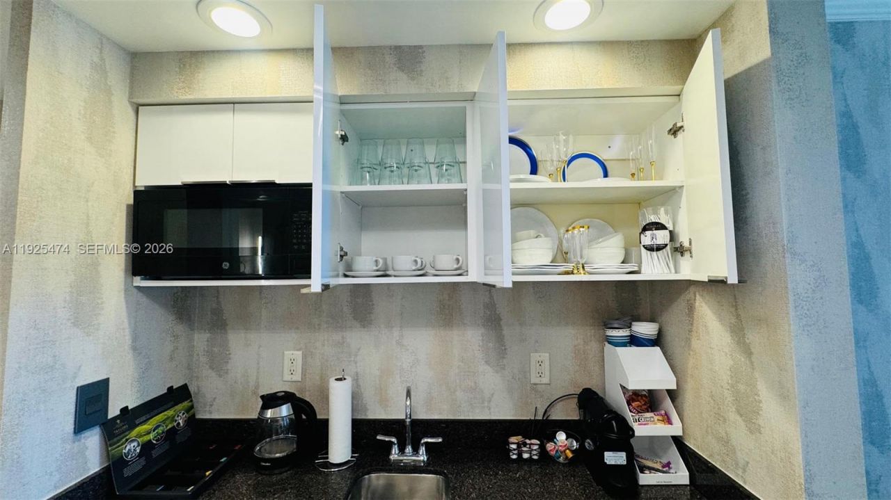 18001 Collins Ave, Unit 1110, Sunny Isles Beach, FL 33160 Photo