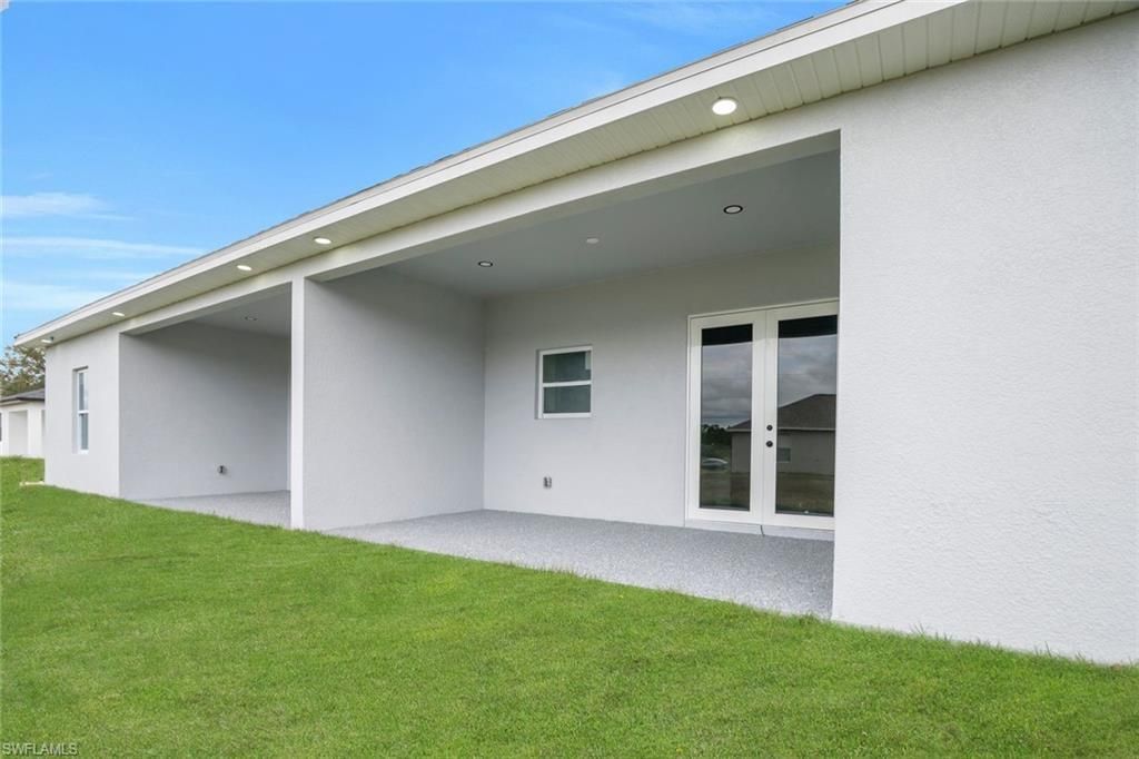 4648/4650 Leonard Blvd S, Lehigh Acres, FL 33973 Photo