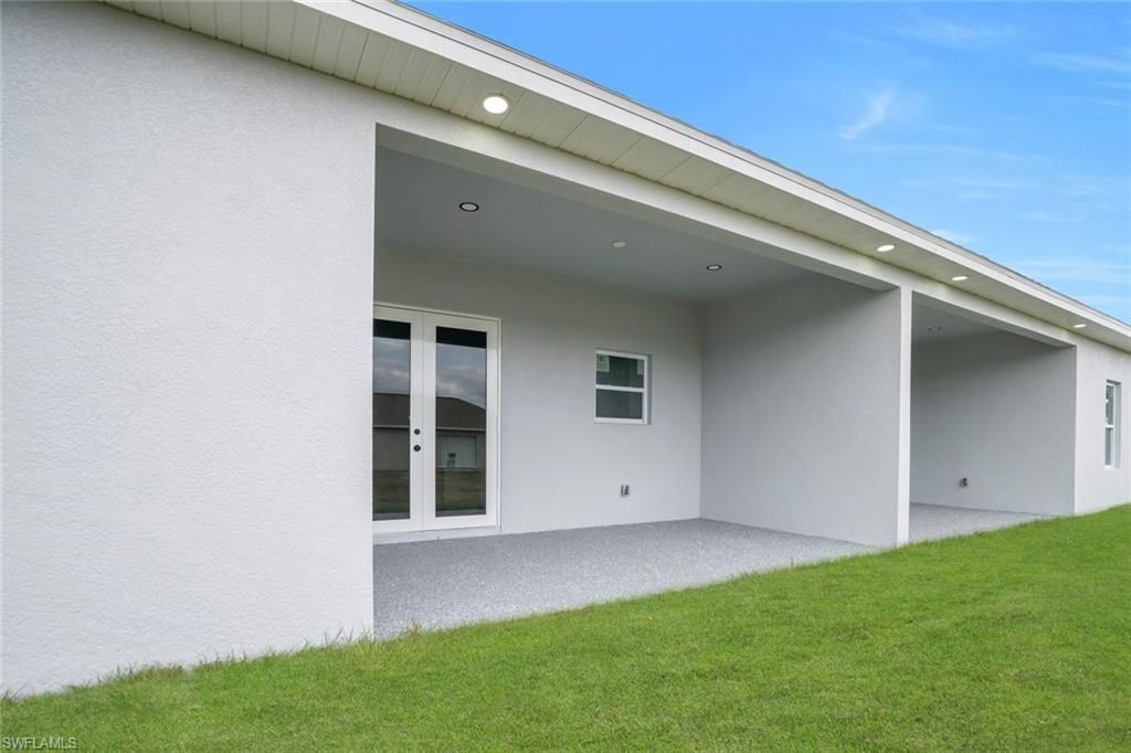 4648/4650 Leonard Blvd S, Lehigh Acres, FL 33973 Photo