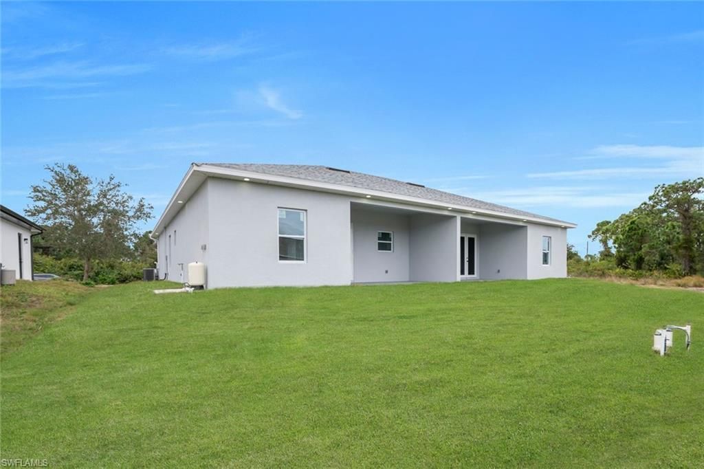 4648/4650 Leonard Blvd S, Lehigh Acres, FL 33973 Photo