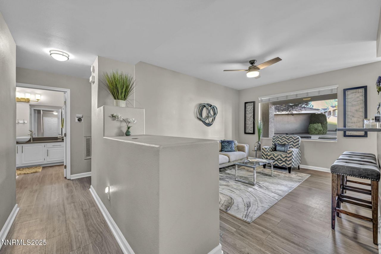 900 S Meadows Parkway, Unit 814, Reno, NV 89521 Photo