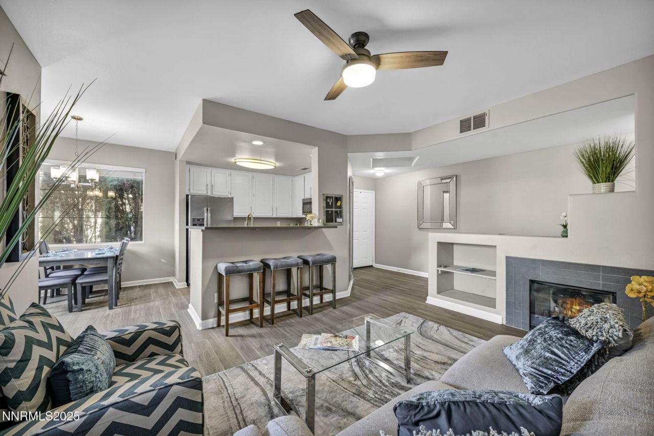 900 S Meadows Parkway, Unit 814, Reno, NV 89521 Photo