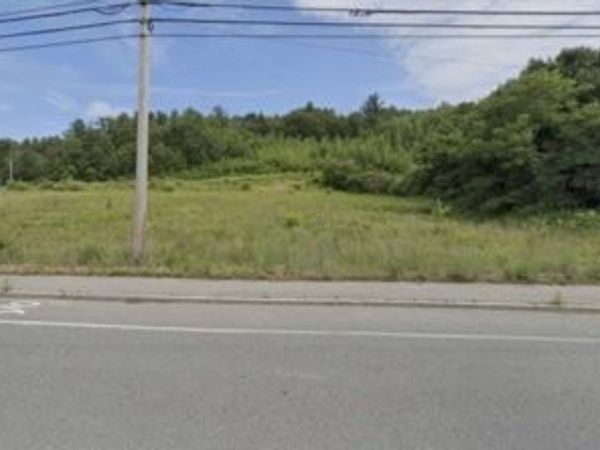 160 Westford Rd, Tyngsborough, MA 01879