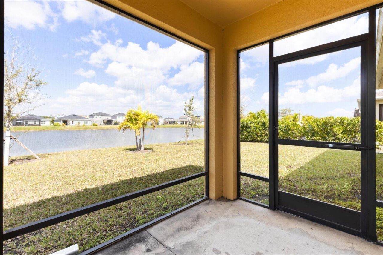 10688 SW Prato Way, Port Saint Lucie, FL 34987 Photo