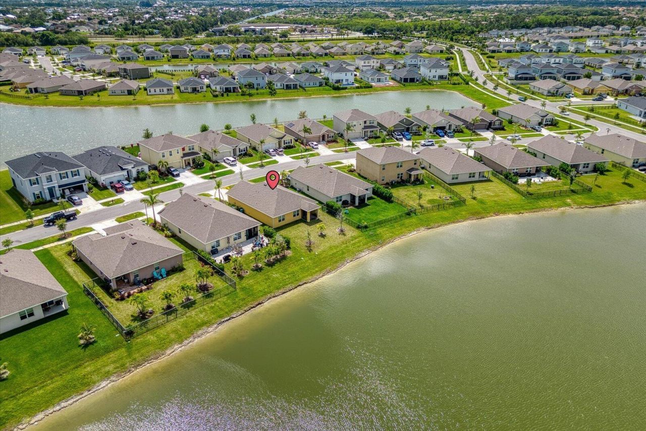 10688 SW Prato Way, Port Saint Lucie, FL 34987 Photo