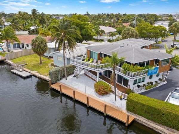 2200 NE 26th Street, Wilton Manors, FL 33305