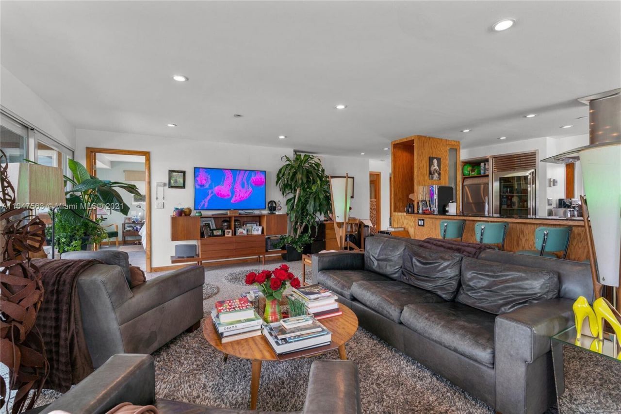 2200 NE 26th Street, Wilton Manors, FL 33305 Photo