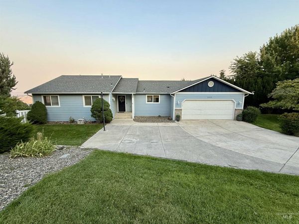 2995 Dove Drive, Clarkston, WA 99403