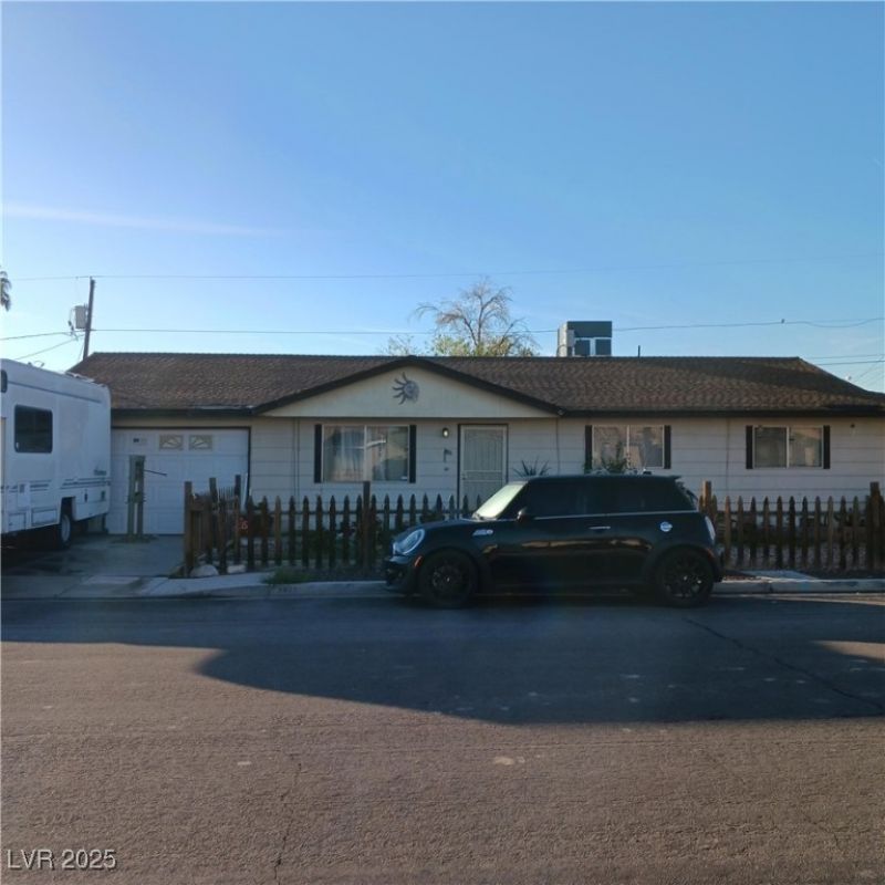 4825 Patterson Avenue, Las Vegas, NV 89104 Main Photo