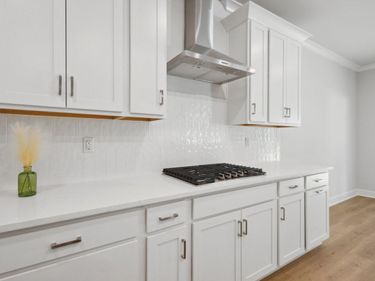 12 AVONWOODS CT, STAUNTON, VA 24401