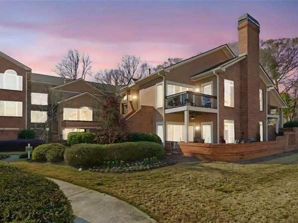 5364 BROOKE RIDGE Drive, Dunwoody, GA 30338