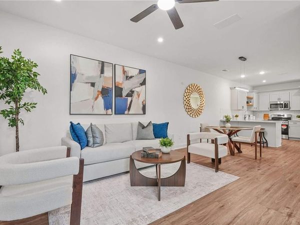 2468 Bellview Avenue NW, Atlanta, GA 30318