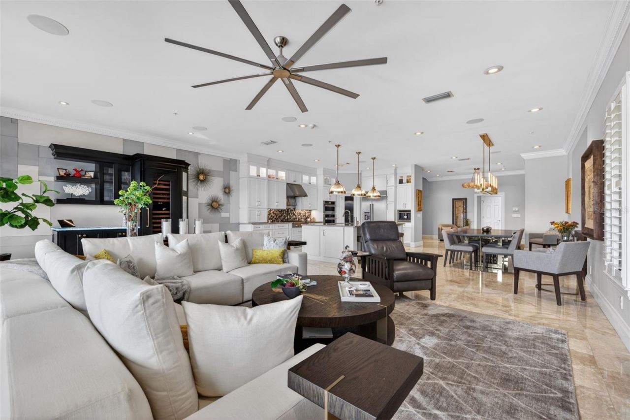 1009 Royal Pass Road, Tampa, FL 33602 Photo